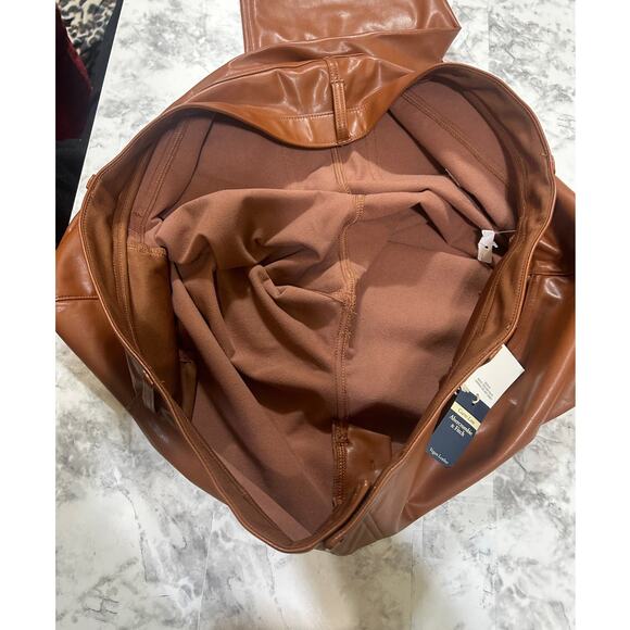 Abercrombie & Fitch Curve Love Vegan Leather Pant 24S 90's Straight High Rise - Picture 10 of 11